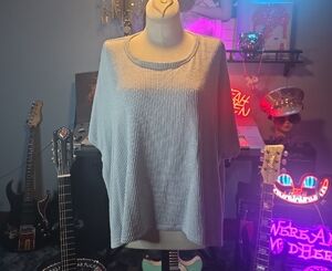 Zenana Outfitters Ribbed Knit Top - Gray and Pink